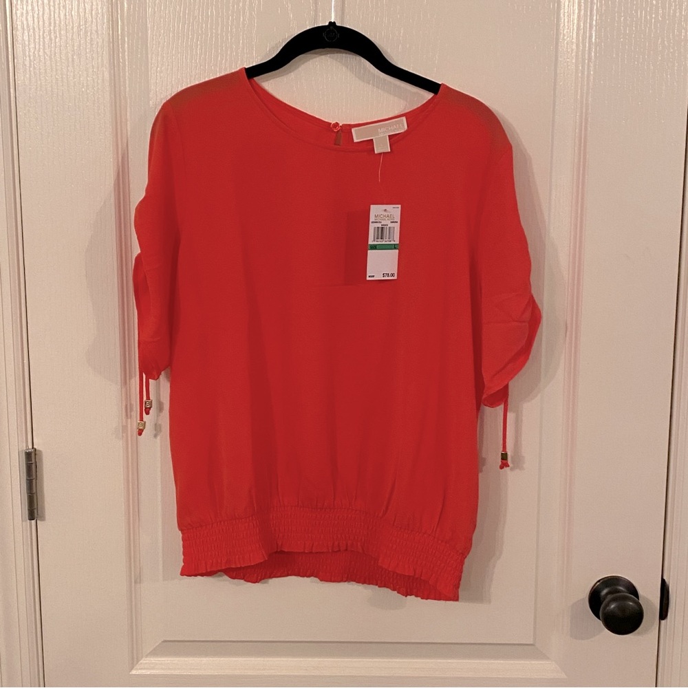 ✨NWT✨ Michael Kors Shirred Waist Shirt.